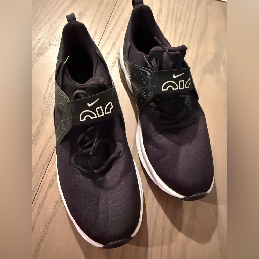 Nike Air Max Sneakers